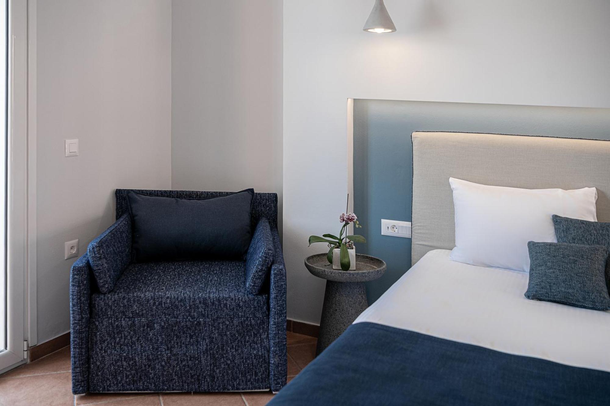 Elena Seafront Luxury Apartments Almirida Habitación foto